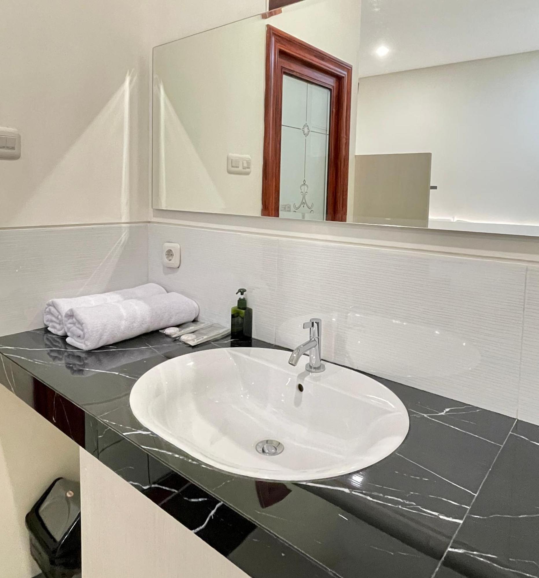 Отель Kawa Living Krukah Экстерьер фото